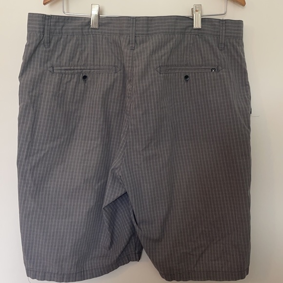 Men’s Hurley flat front  shorts size 36 waist - Picture 3 of 4